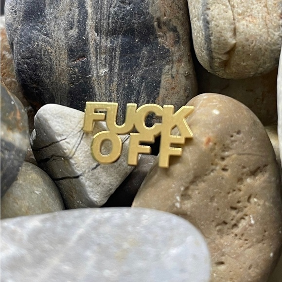 NEW 18K Gold Plated “F*ck Off” Post Stud Earrings Over 316L Stainless Steel - Picture 2 of 6